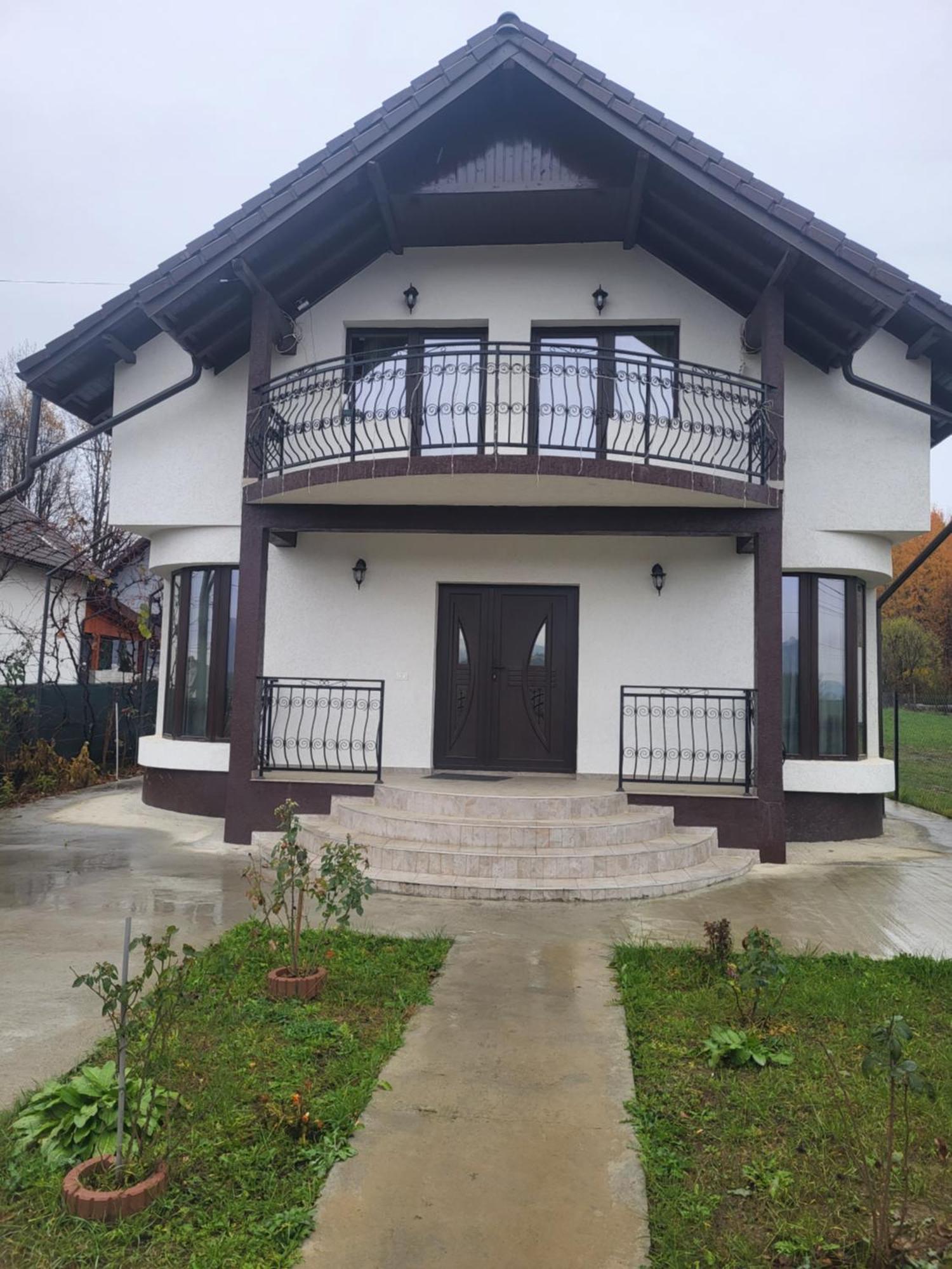 Vila Mae Star Curtea De Arges Exterior photo